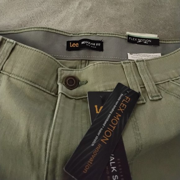 NWT LEE WALKING SHORTS - Picture 7 of 8